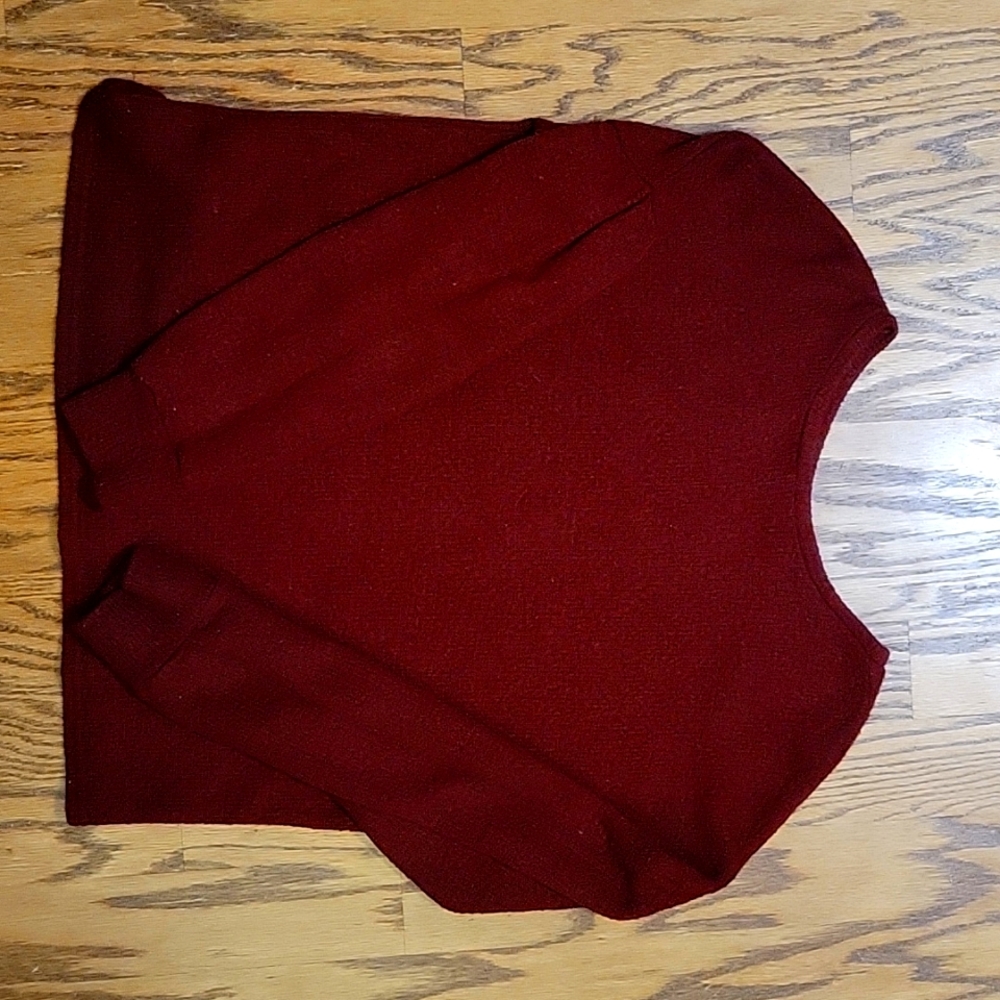PIKO red sweater